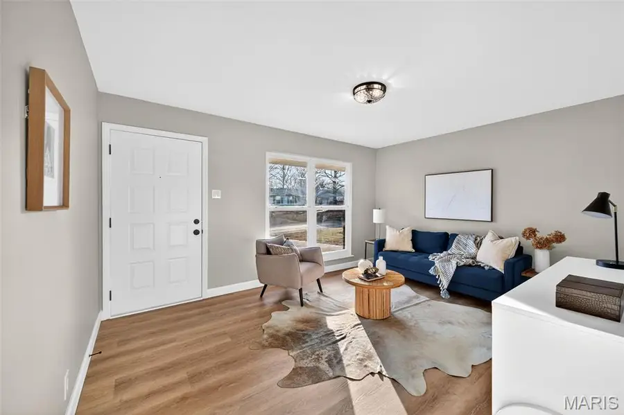 4511 Burncoate Drive, Oakville, MO 63129 - Image #3