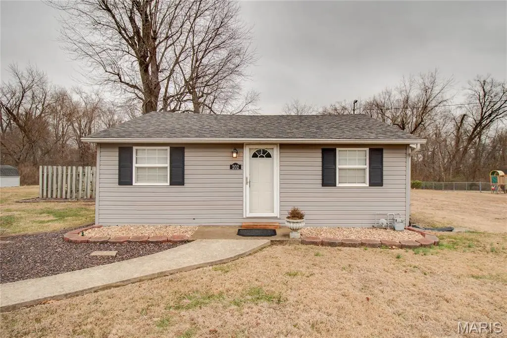 202 Truman Street, Bethalto, IL 62010 - Image #1