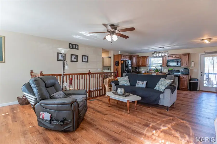 57 Hamilton Drive, Cuba, MO 65453 - Image #3