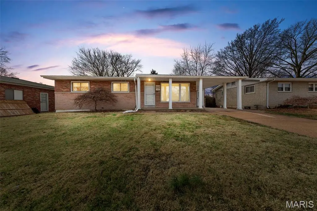 258 Palm Drive, Hazelwood, MO 63042 - #1