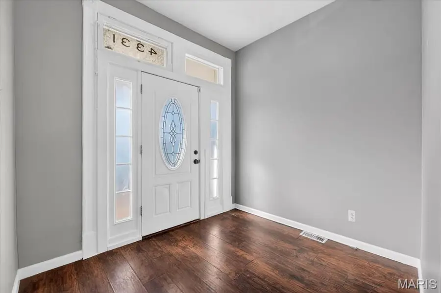 4331 Gannett Street, Saint Louis, MO 63116 - Image #3