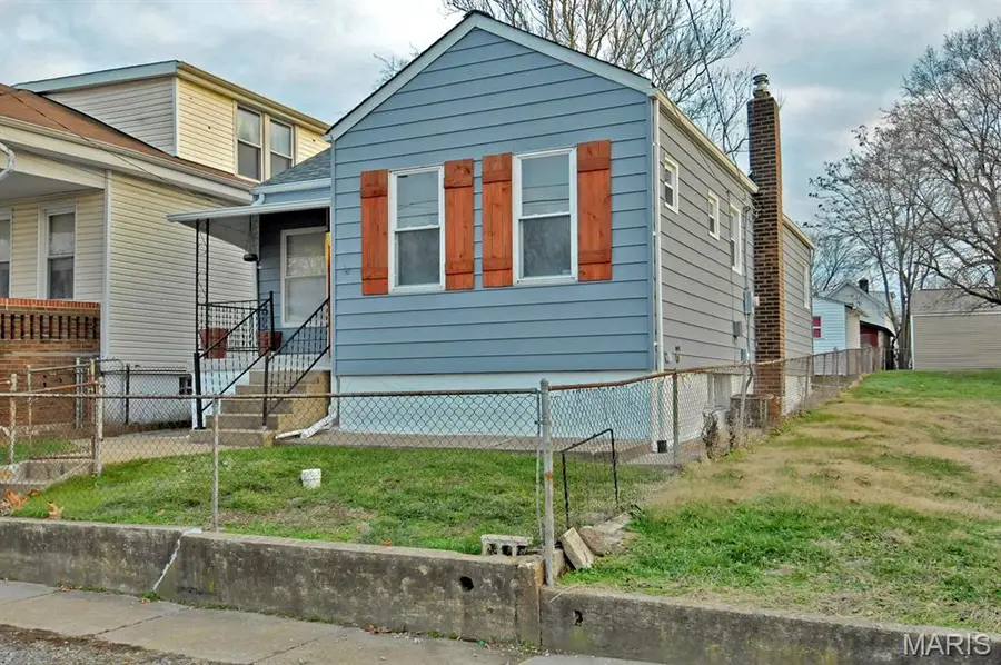 124 W Cartwright Avenue, Lemay, MO 63125 - Image #2