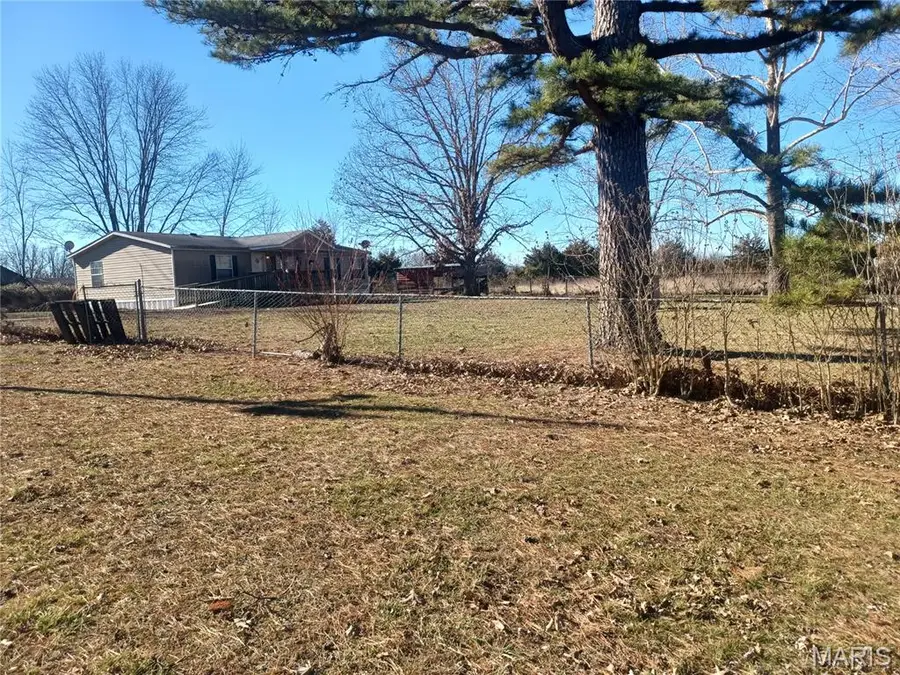 220 N Elliston Road, Cuba, MO 65453 - Image #3