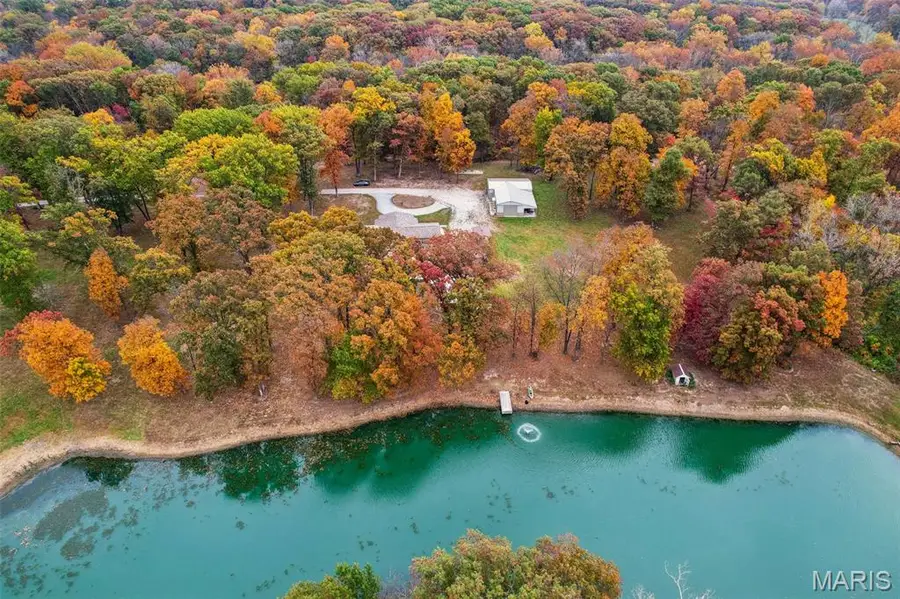 688 Donnell Avenue, Sorento, IL 62086 - Image #3