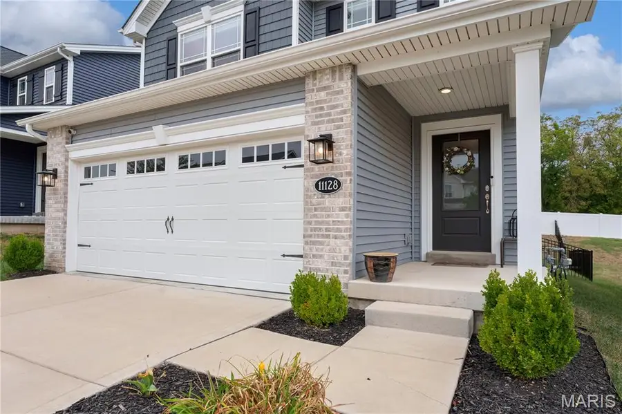 11128 Fort Samuel Drive, Bridgeton, MO 63044 - Image #2