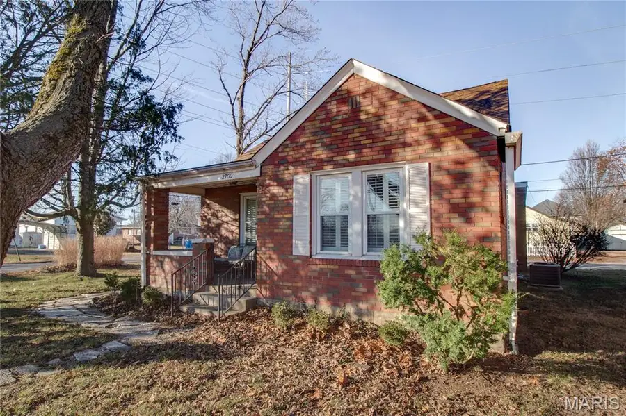 2700 Gerson Avenue, Godfrey, IL 62035 - Image #2