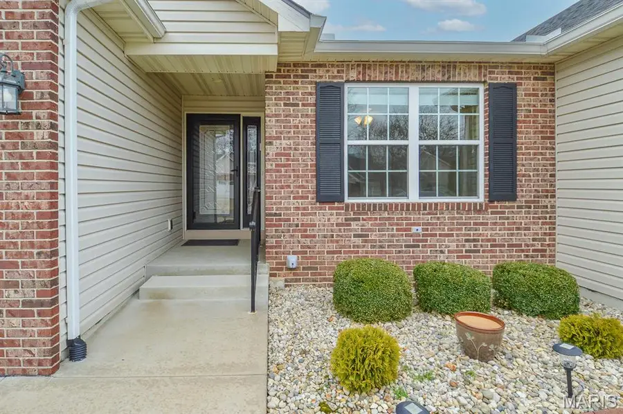 428 Bandmour Place, Ofallon Township, IL 62269 - Image #2