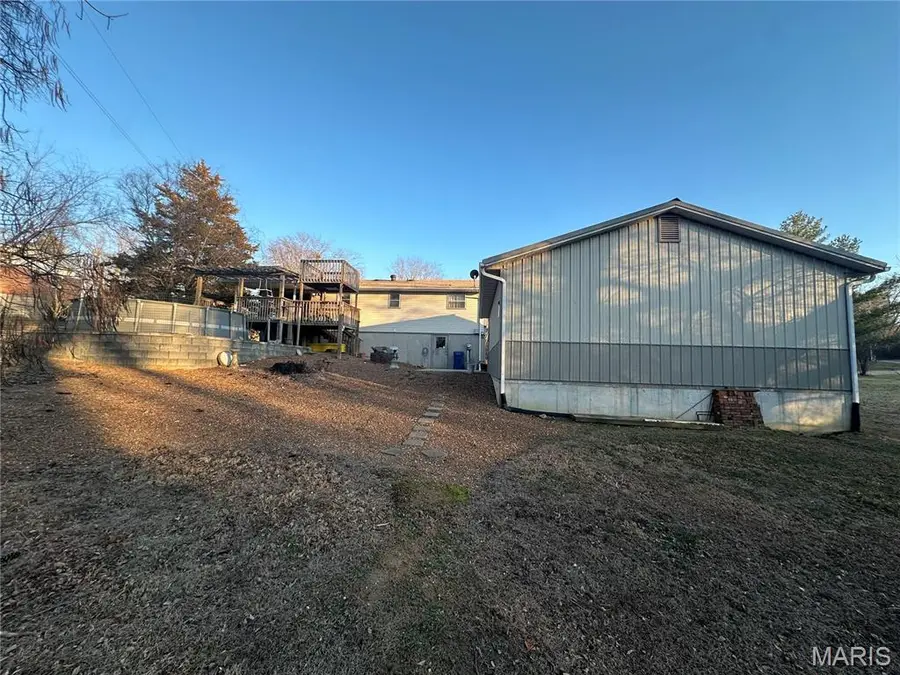 1104 Fairland Road, Jefferson City, MO 65109 - Image #3