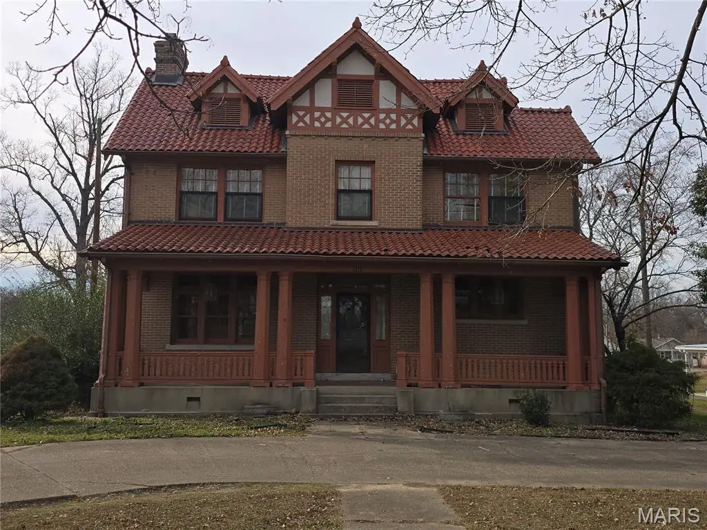 232 S Walnut Street, Dexter, MO 63841 - Image #1