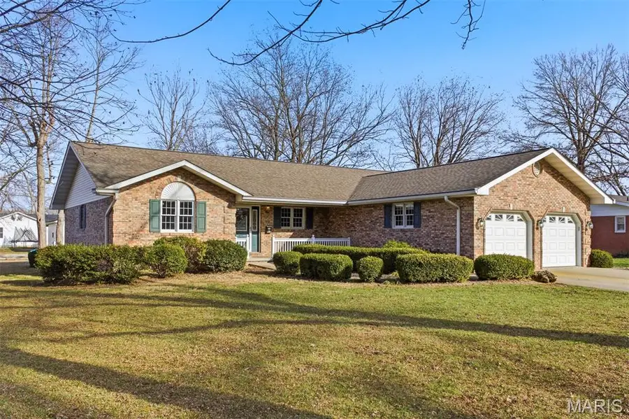 265 N 1st Street, Breese, IL 62230 - Image #3