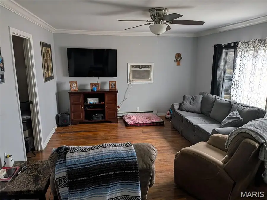 812 Raymond Street, Sullivan, MO 63080 - #3