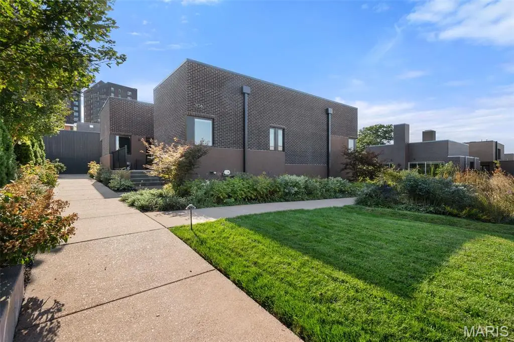 3738 Olive Street, Saint Louis, MO 63108 - #1