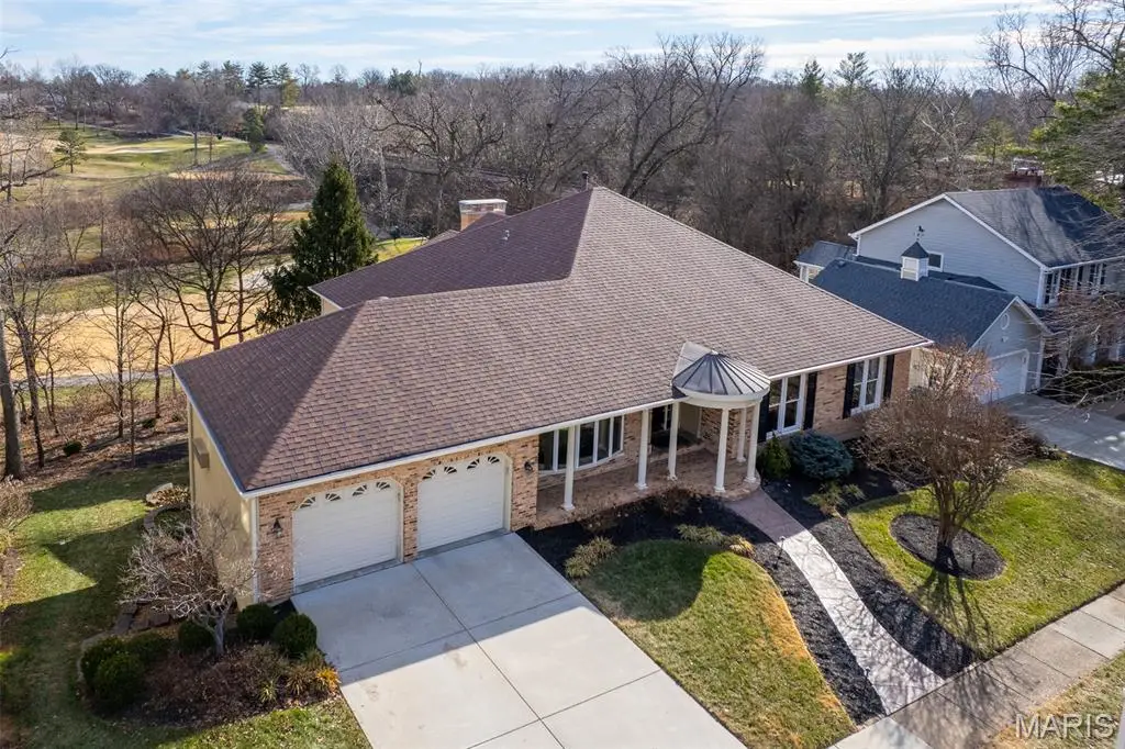 309 Greenbriar Estates Drive, Des Peres, MO 63122 - Image #1