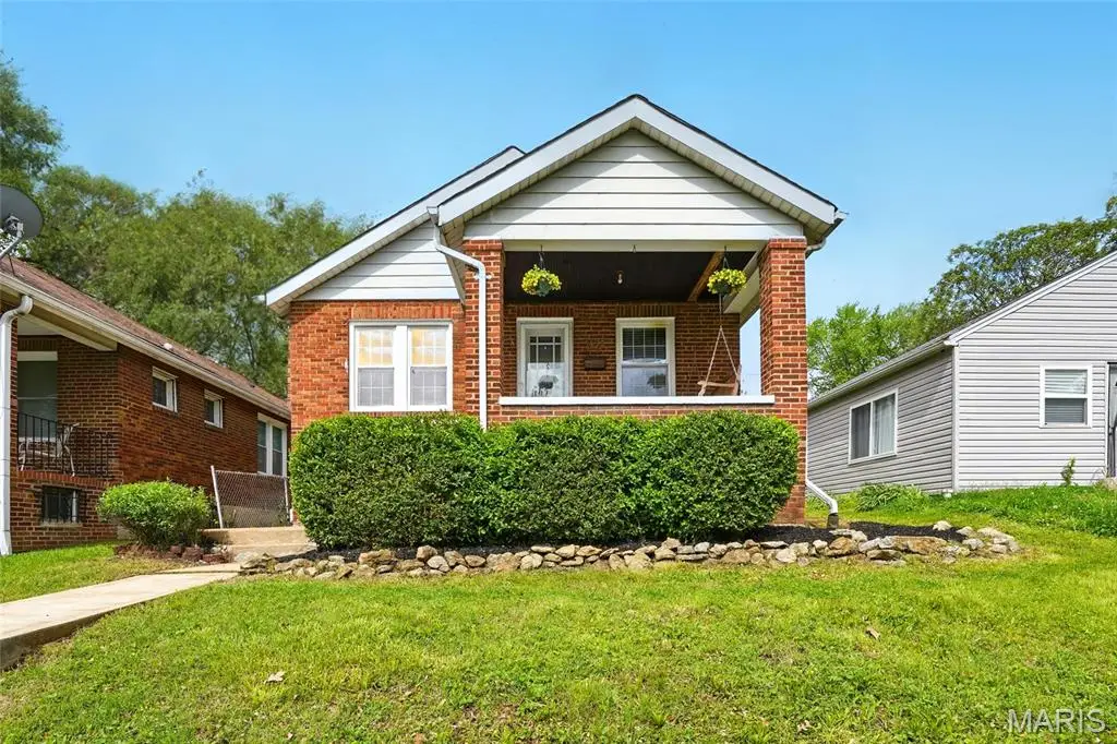 1457 Sproule Avenue, Saint Louis, MO 63139 - Image #1