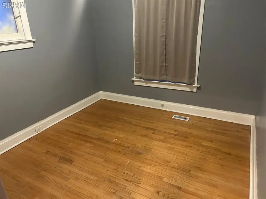 5930 Thekla Avenue, Saint Louis, MO 63136 - Image #2