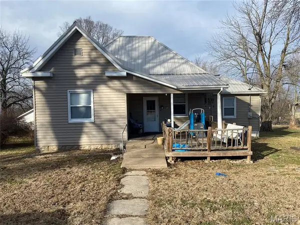 305 E 2nd Street, New London, MO 63459