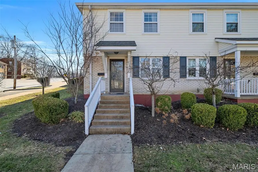 1507 Swallow Drive, Brentwood, MO 63144 - Image #3