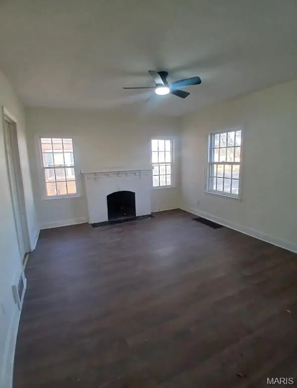 1811 S New Florissant Road, Florissant, MO 63031 - Image #3