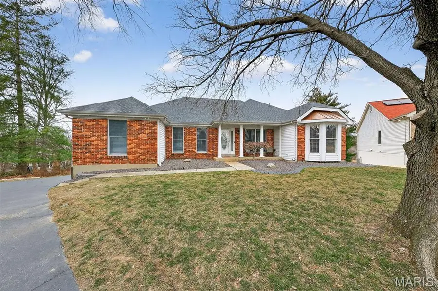 1905 Kings Row Manor, Saint Louis, MO 63146 - Image #2