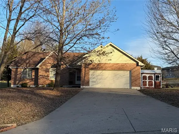 35 Sherwood Estates Avenue, Hannibal, MO 63401