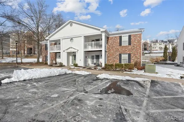 3425 Country Stone Manor Drive #C, Valley Park, MO 63088