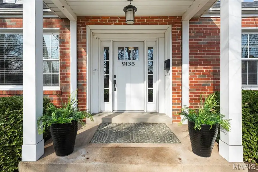 9135 Pine Avenue, Brentwood, MO 63144 - #2