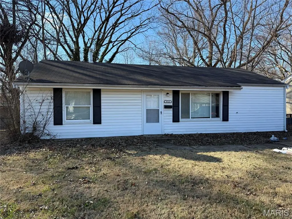9713 Dennis Drive, Saint Louis, MO 63136 - Image #1