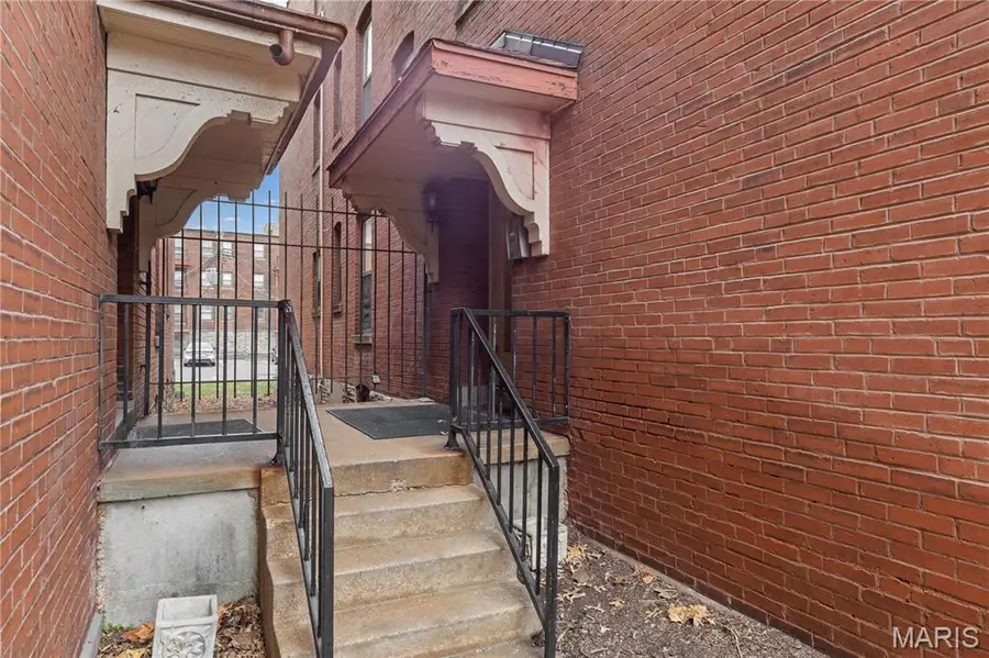 5661 Waterman Boulevard #1N, Saint Louis, MO 63112 - Image #3