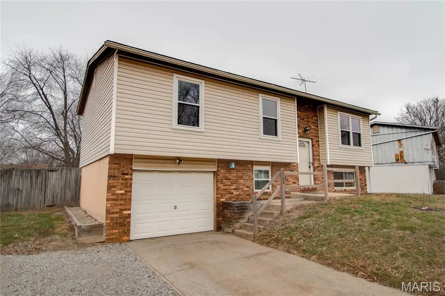 7708 Meadowlark Drive, Godfrey, IL 62035 - Image #3