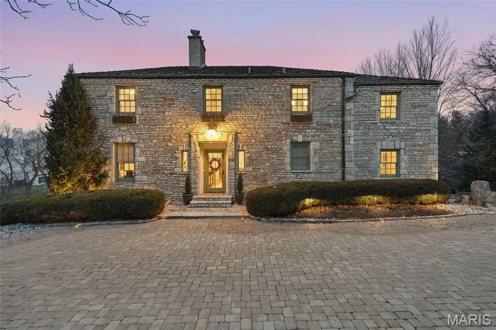 3 Countryside Lane, Frontenac, MO 63131 - Image #1