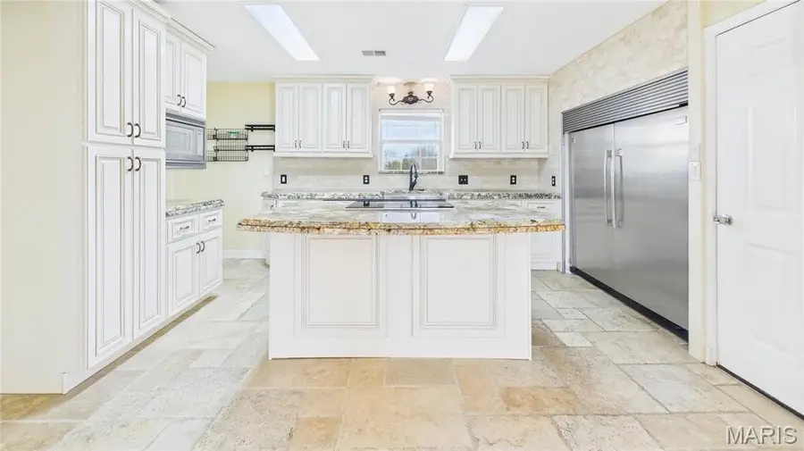 170 Country View Road, North Galloway, MO 65669 - Image #3