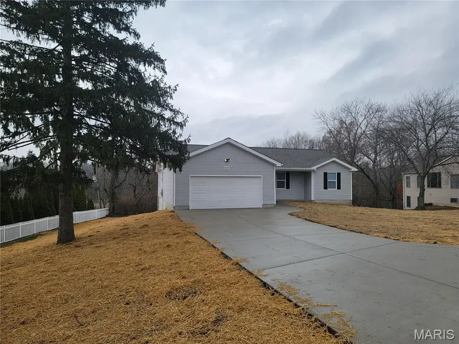 1051 Smith Avenue, Ferguson, MO 63135 - Image #2