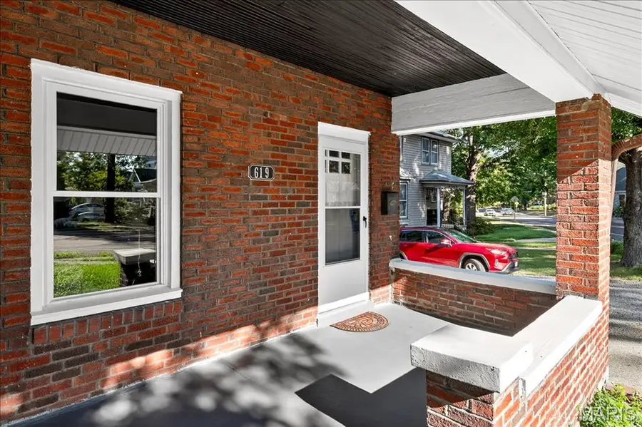 619 N Bompart Avenue, Saint Louis, MO 63119 - Image #2