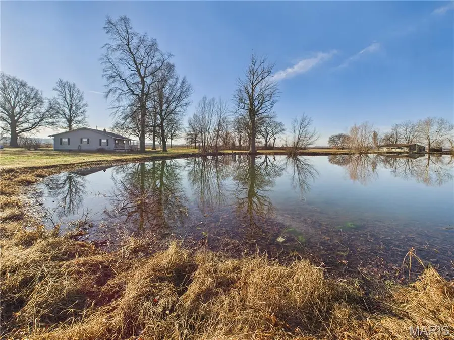 17086 N County Line Road, Bernie, MO 63822 - Image #2