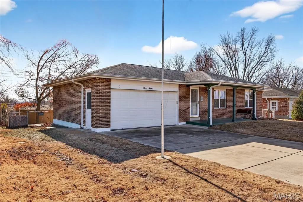 1516 Huncker Drive, Saint Charles, MO 63301 - Image #1