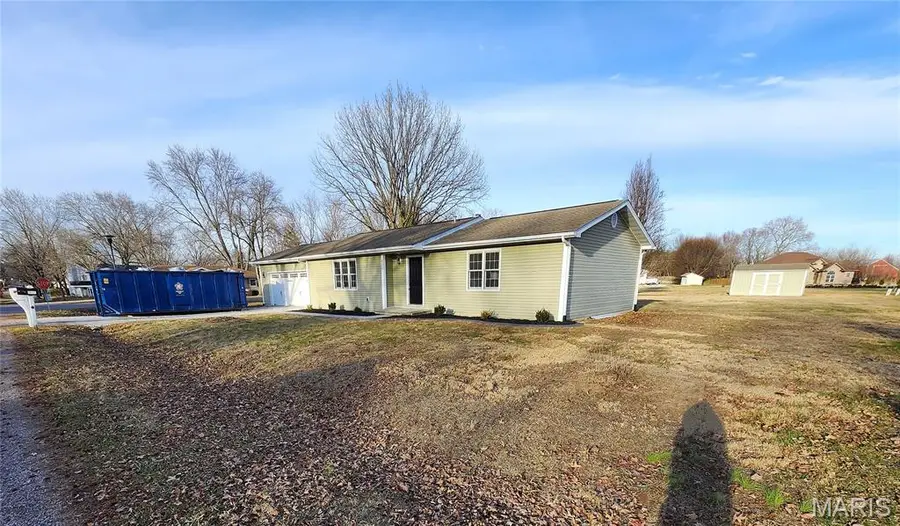 629 Tamarach Drive, Edwardsville, IL 62025 - Image #2