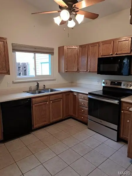 1540 Lienemann Drive #21, Saint Peters, MO 63303 - Image #2