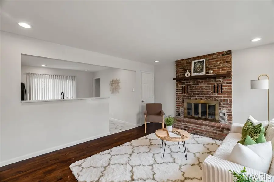 12 Lennox Terrace, Maryland Heights, MO 63043 - Image #3