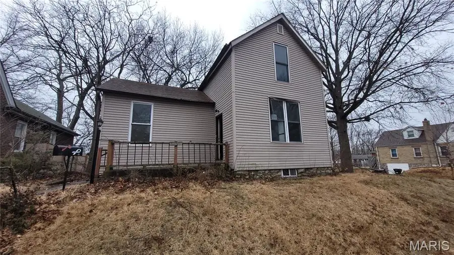 3726 Osceola Street, Saint Louis, MO 63116 - Image #2