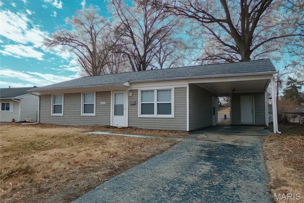 860 Saint Bartholomew Drive, Cahokia, IL 62206 - Image #1