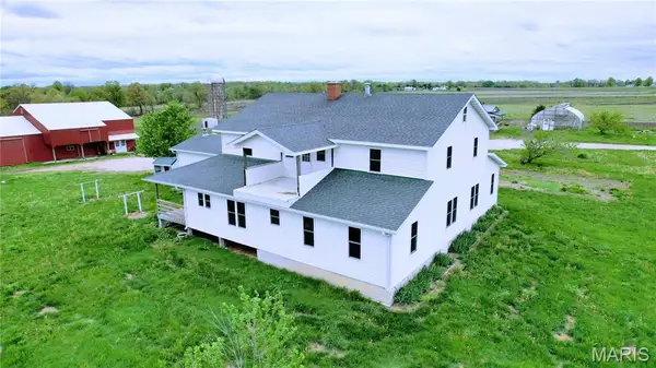 29595 State Highway 3, La Plata, MO 63549