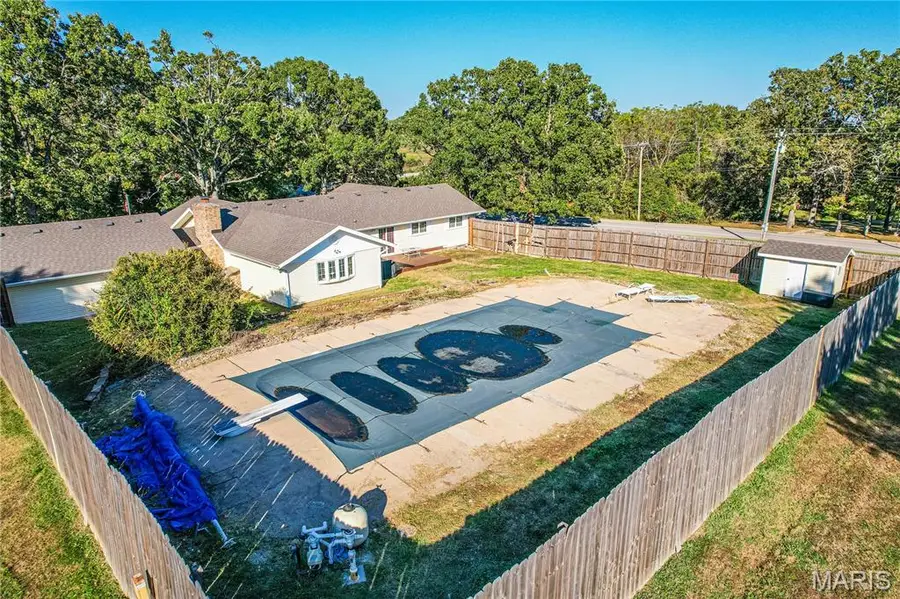 836 Stella Street, Lebanon, MO 65536 - Image #2