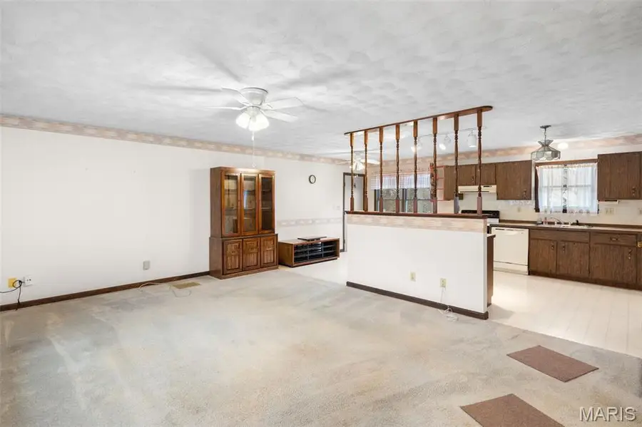 709 Ron Avenue, Washington, MO 63090 - Image #2