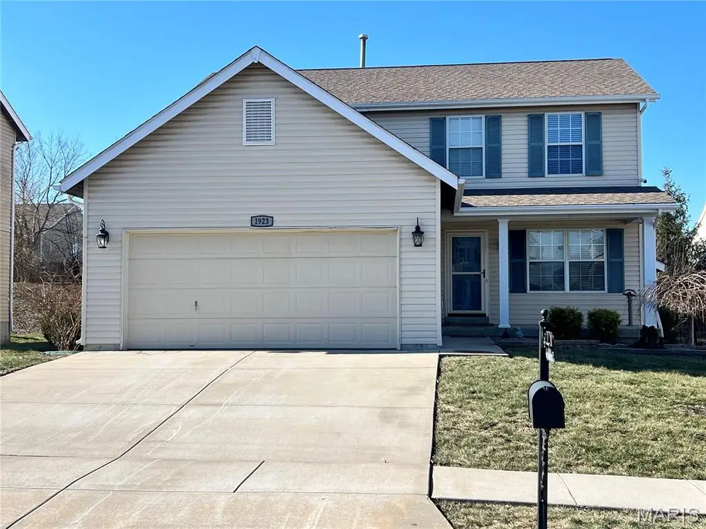 1923 Briarfield Drive, Lake Saint Louis, MO 63367 - Image #1