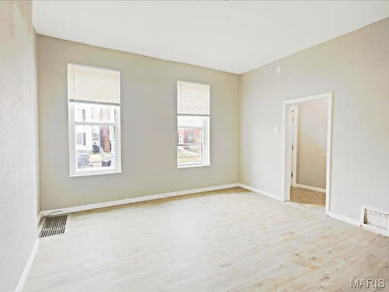 6730 Vermont Avenue, Saint Louis, MO 63111 - Image #3