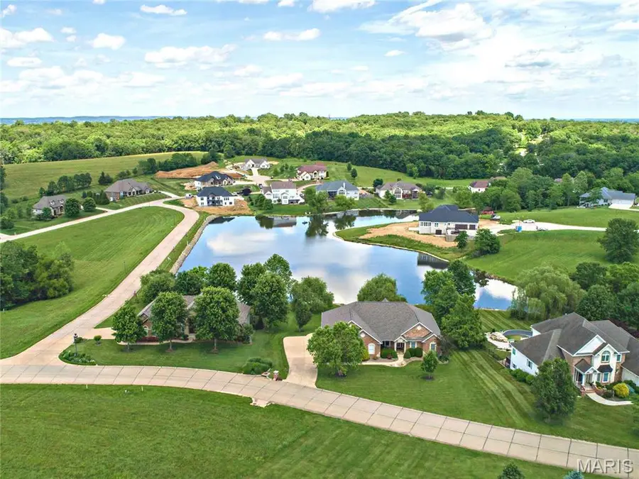 685 Greystone Drive, Washington, MO 63090 - Image #3