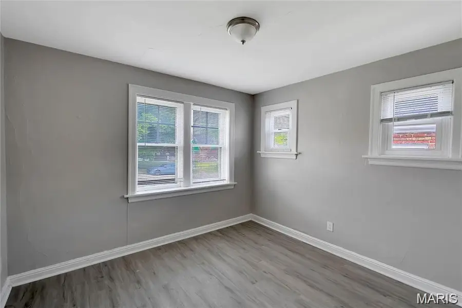 4556 Carter Avenue, Saint Louis, MO 63115 - Image #3