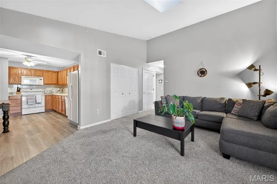 2514 Coppergate Square Drive #K, Saint Louis, MO 63129 - Image #3