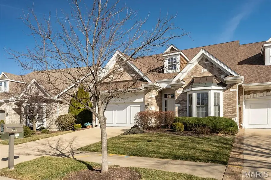 904 Chesterfield Villas Cir Circle, Chesterfield, MO 63017 - Image #2