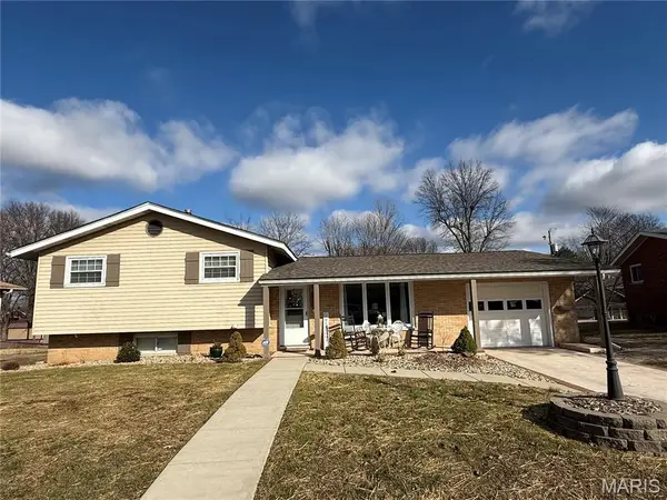 320 Reno Avenue, East Alton, IL 62024